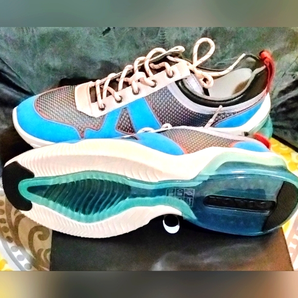 BRAND NEW Coach sneakers, size men's 10D, blue, red, and cream in color. - Picture 3 of 8